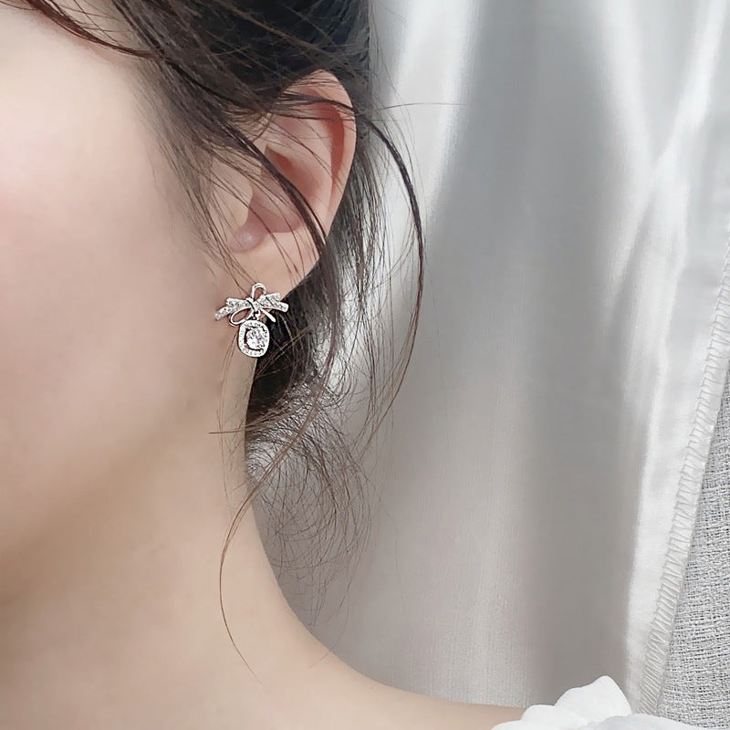 Original 925 Sterling Silver Bow Stud Earrings for Women, Simple Ins Style Moissanite Drop Earrings, Exquisite Minimalist Silver Needle Earrings