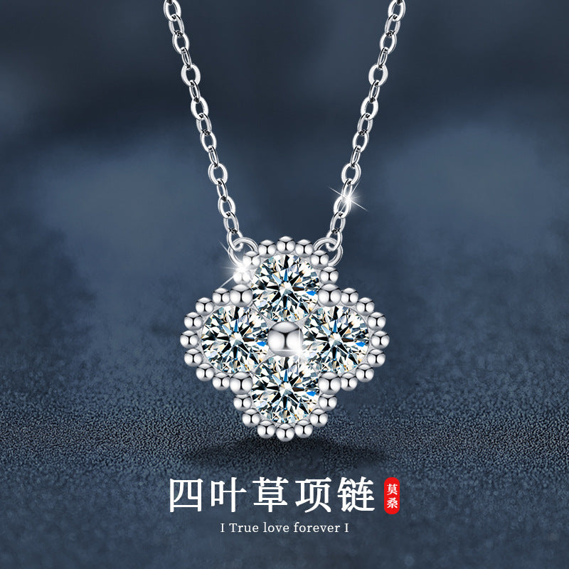 925 Sterling Silver Moissanite Four-leaf Clover Necklace, Color-fast High-grade Pendant Collar Chain Cross-border Popular Jewelry Item