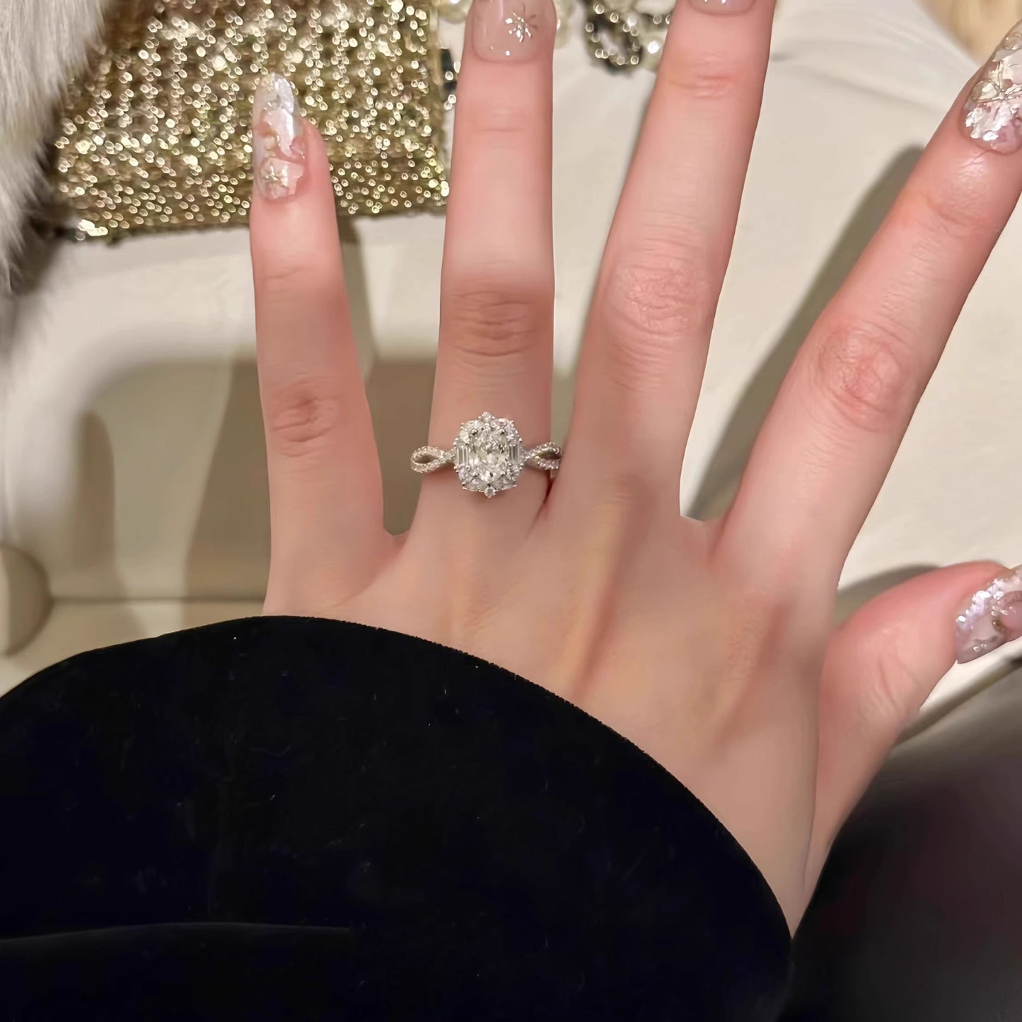 Women's Moissanite Ring, 925 Sterling Silver Oval Pigeon Egg Shape Simulated Diamond Ring, Platinum-tone Color, Cross-border Accessories