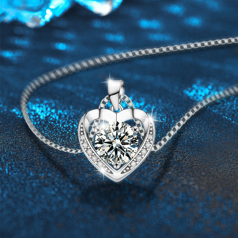 Moissanite necklace jewelry for women, high-end 925 silver heart pendant collar chain