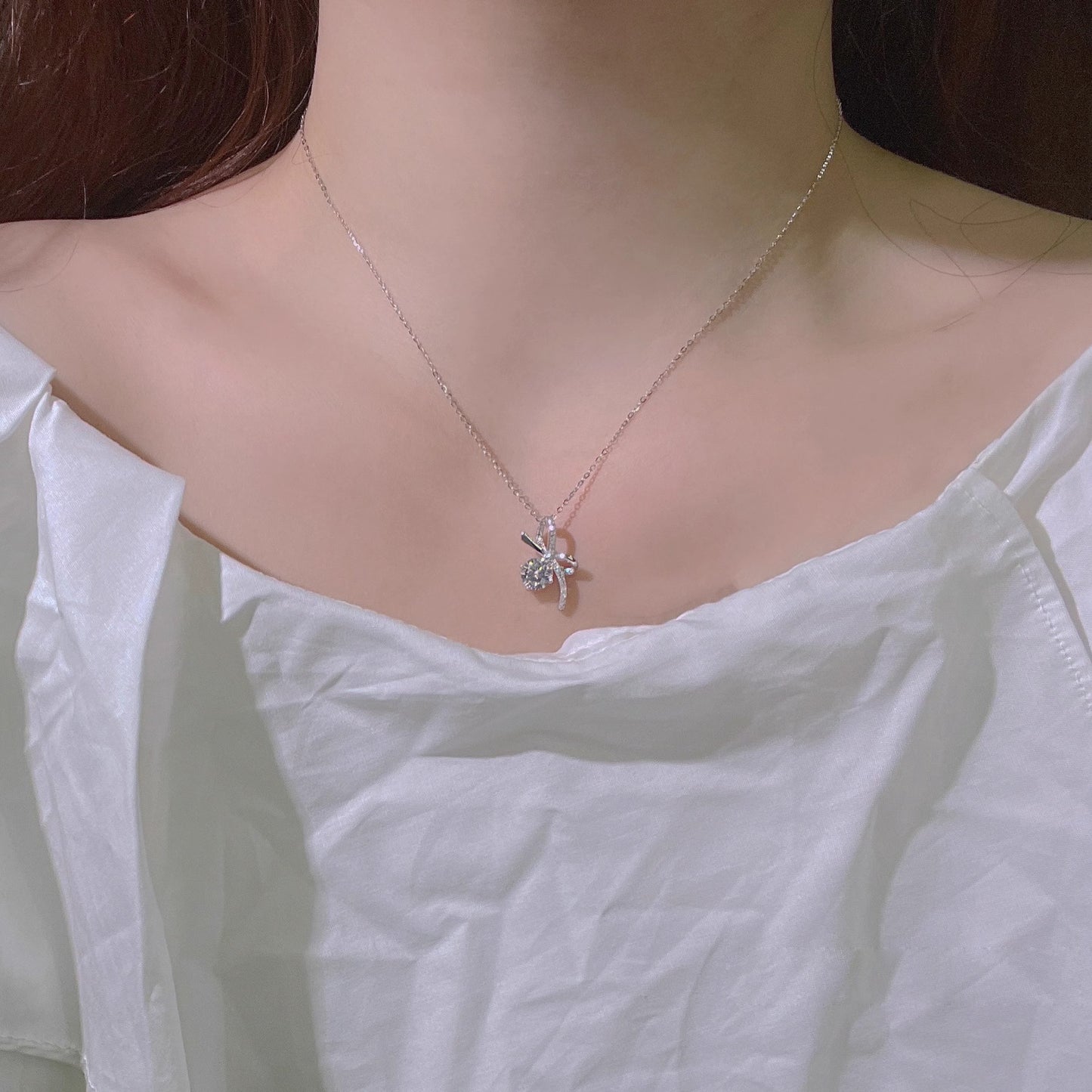 S925 Sterling Silver Luxury Bow Pendant Moissanite Necklace for Women, Unique Design, High-end Style, Cross-border Accessories