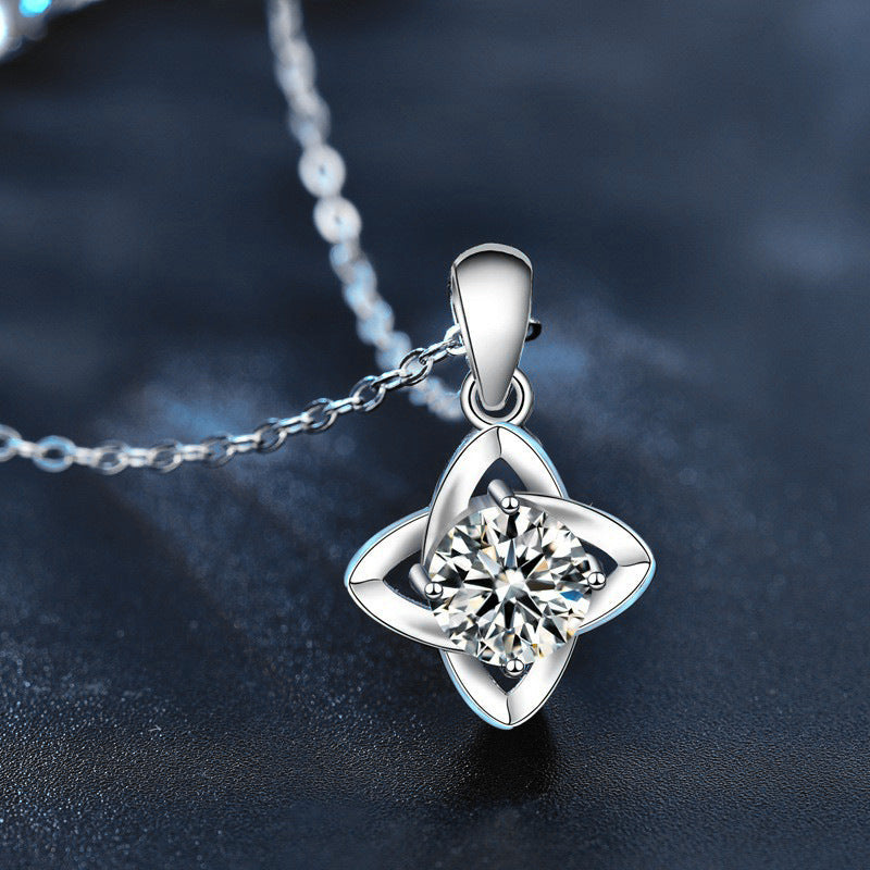 Mossianite Four-leaf Clover Necklace, Women's Korean Style New 925 Pure Silver Pendant Imitation Diamond Collar Jewelry