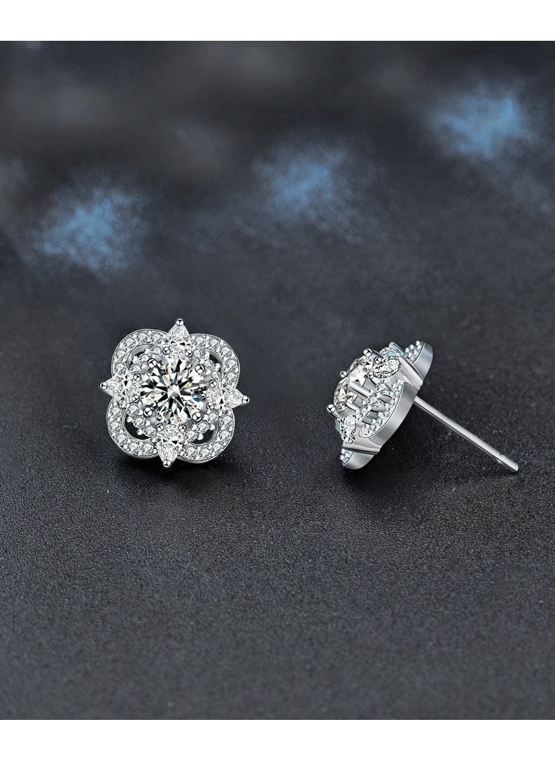 925 Silver Women's Four-leaf Clover Earrings, High-end Moissanite Jewelry, Stylish Korean-style Earrings