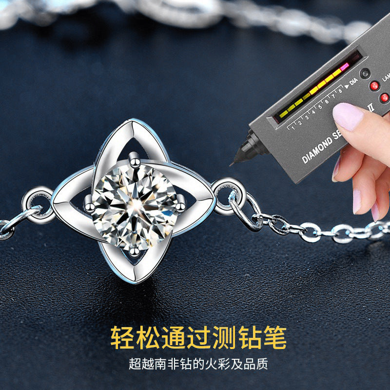 Moissanite four-leaf clover bracelet for women 925 sterling silver ins spring forest style Korean style bracelet bestie niche hand jewelry