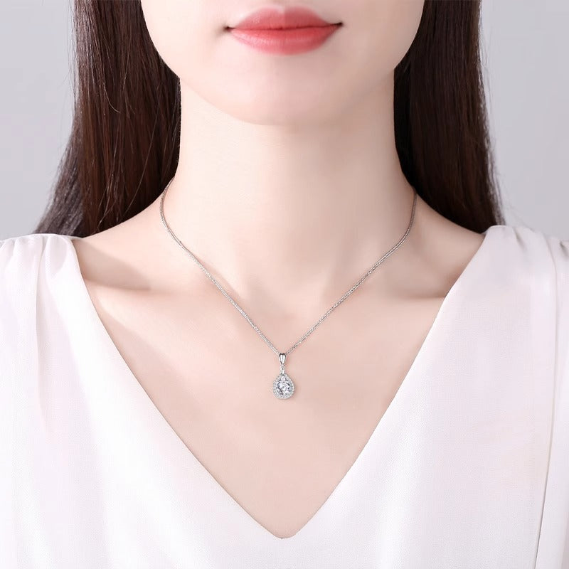 Moissanite 925 Sterling Silver Necklace Jewelry for Women, Versatile High-end Drip Pendant Mother's Day Gift Cross-border New Product