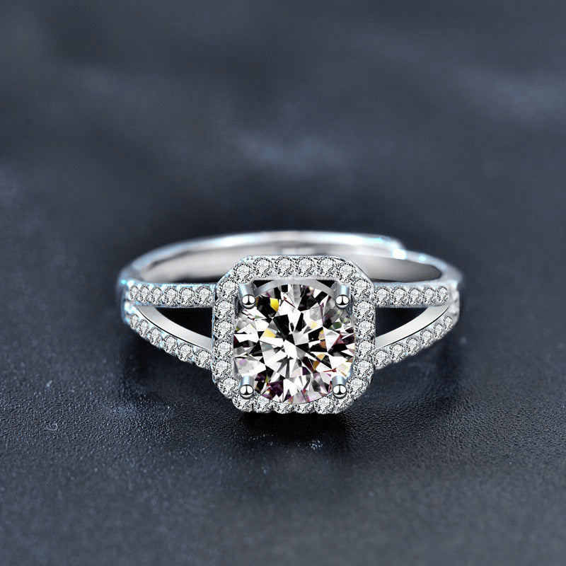 New 1 Carat Moissanite Square Ring for Women, Open Four Claw Ring, Jewelry Accessories