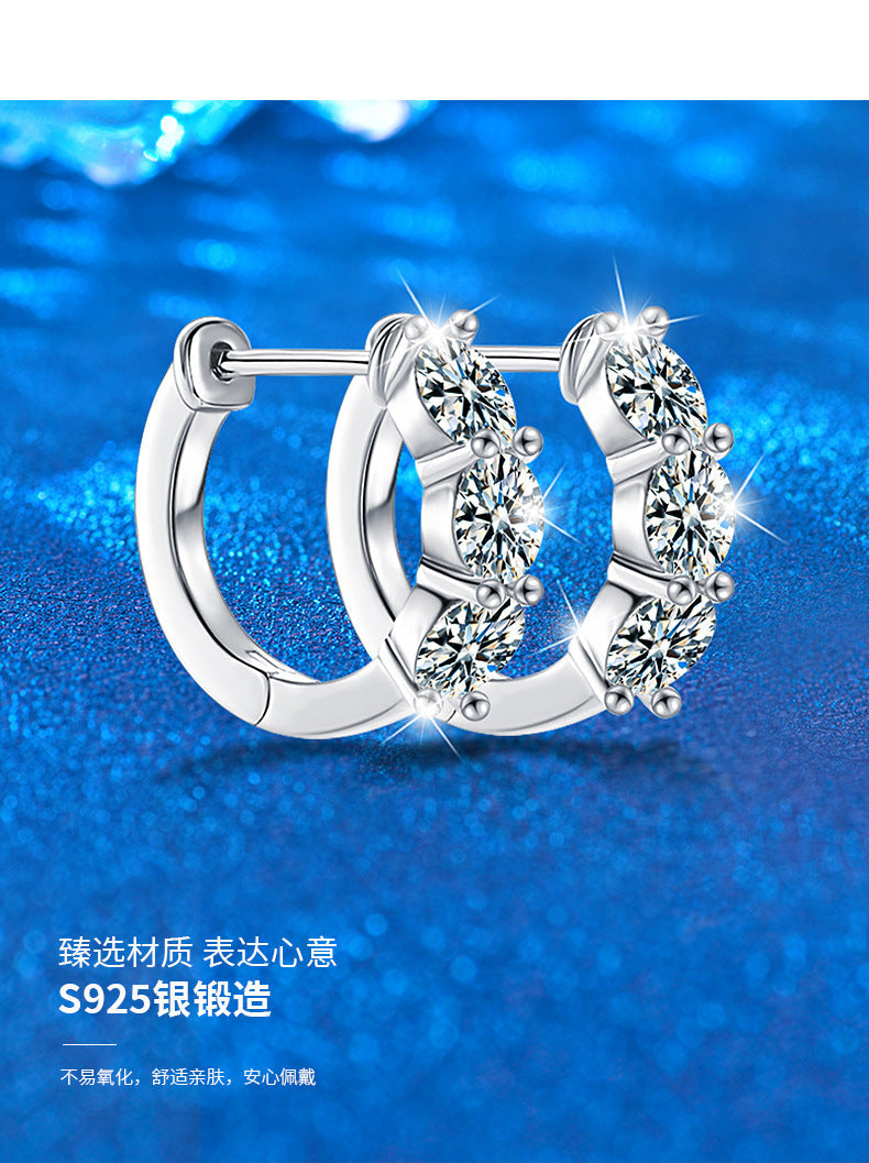 Fashionable Earrings with S925 Silver and Moissanite, Versatile Stud Earrings, Ins Fashion Accessories, Autumn and Winter Collection
