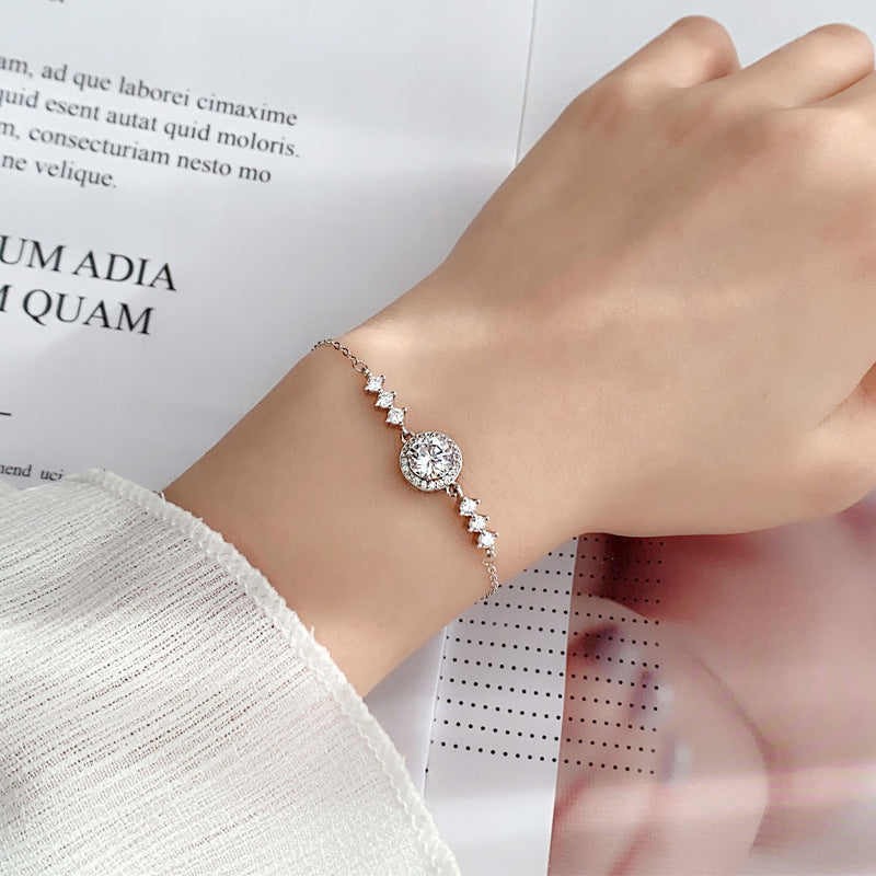 Minimalist Moissanite Bracelet for Women, Ins Style, Starry Sky, Round Package, Elegant and Simple Hand Jewelry, Student Best Friend Birthday Gift