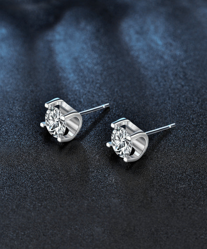 2024 New Stud Earrings 925 Sterling Silver Korean Style Women's Earrings Simple Moissanite Diamond Bull Head Earrings Retro Temperament Jewelry