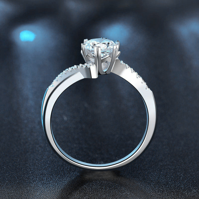 S925 Silver Moissanite Six-Claw Ring Light Luxury High-End Twisted Shank Ring Eight Hearts and Arrows Simulated Diamond Jewelry