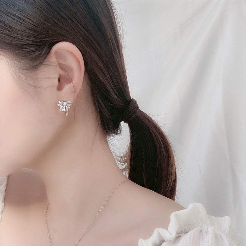 Original jewelry earrings, Korean simple and delicate earring pins, girls' 925 silver needle, elegant moissanite bow earring accessories