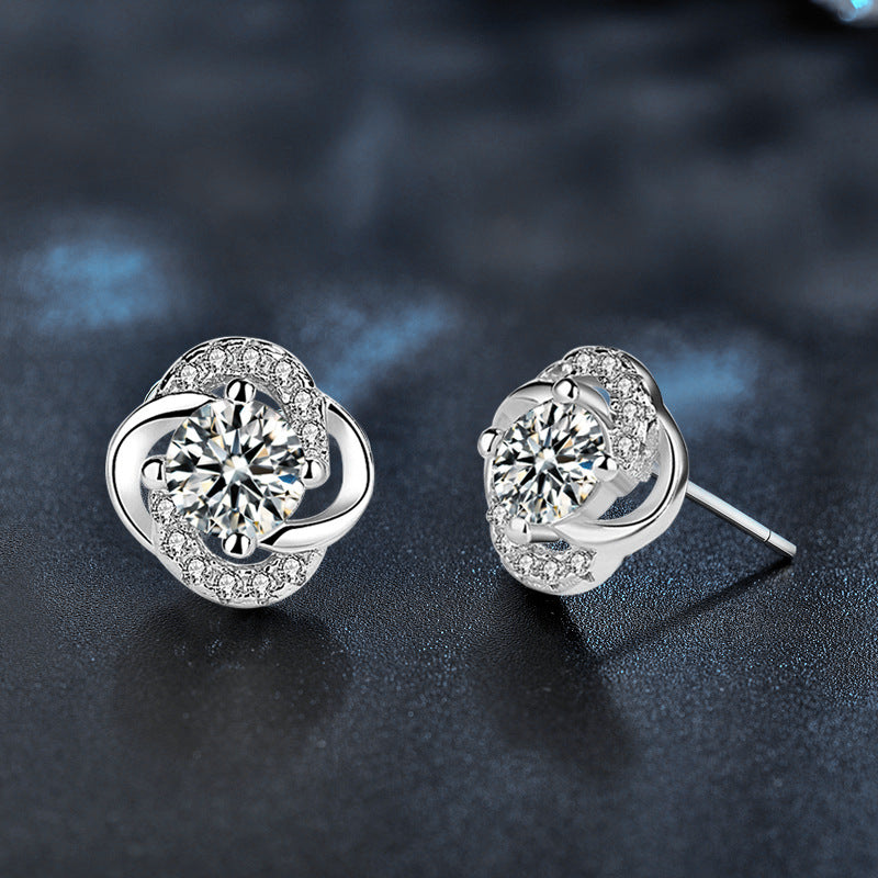 925 Silver Jewelry Moissanite Four-leaf Clover Earrings Simple Unique Design Earrings Drop Shipping Accessories Ins