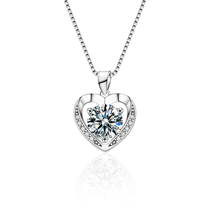 Moissanite necklace jewelry for women, high-end 925 silver heart pendant collar chain