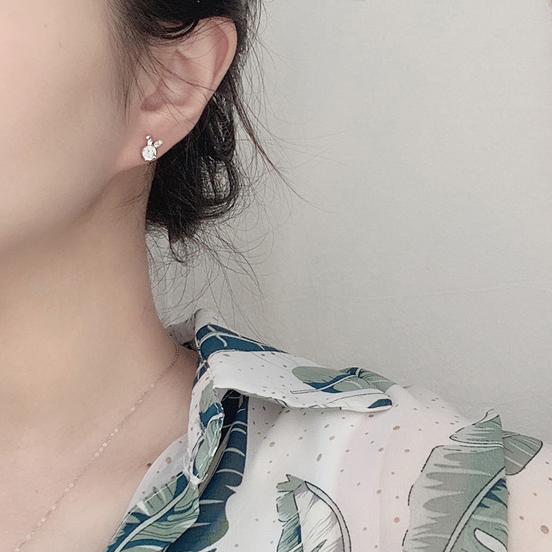 s925 cute rabbit earrings, women's pure silver, unique design, moissanite earrings, high-end earrings, design sense