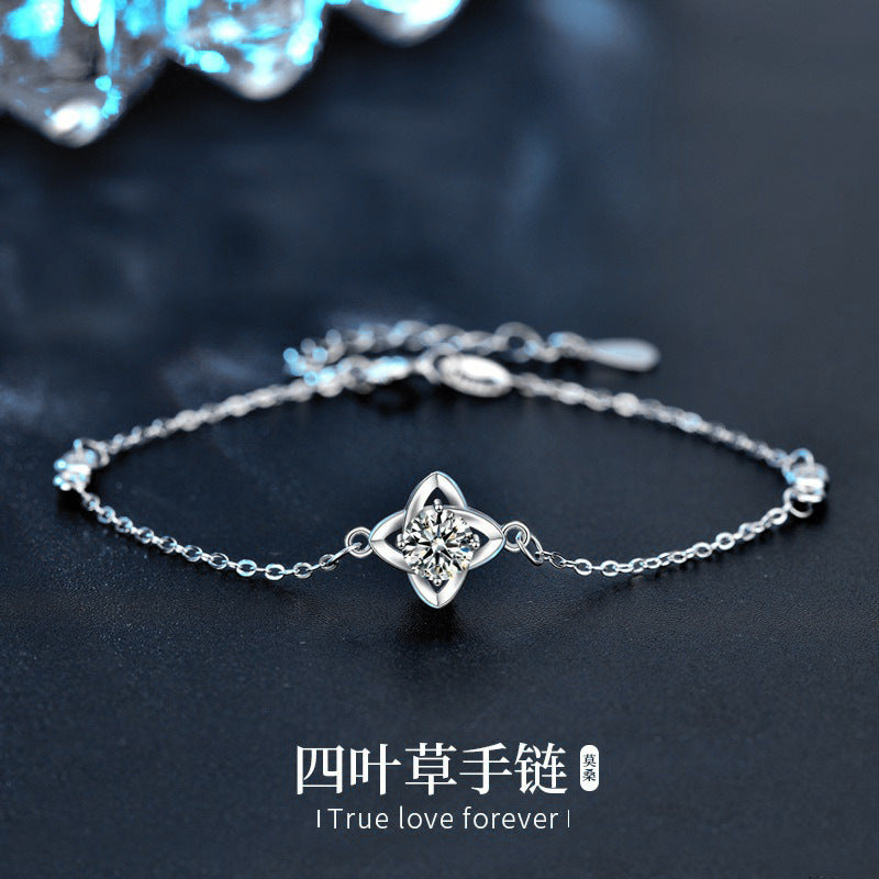 Moissanite four-leaf clover bracelet for women 925 sterling silver ins spring forest style Korean style bracelet bestie niche hand jewelry