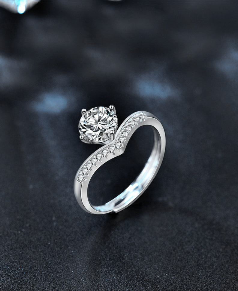 925 Sterling Silver Women's Princess Crown 1 Carat Moissanite Ring Fashion Open Ring V-shaped Heart Ring