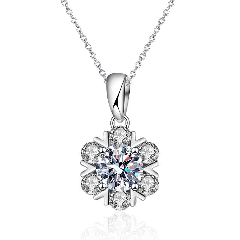 Best-selling 925 pure silver moissanite snowflake necklace, color-fast female pendant, luxury and exclusive high-end collar necklace
