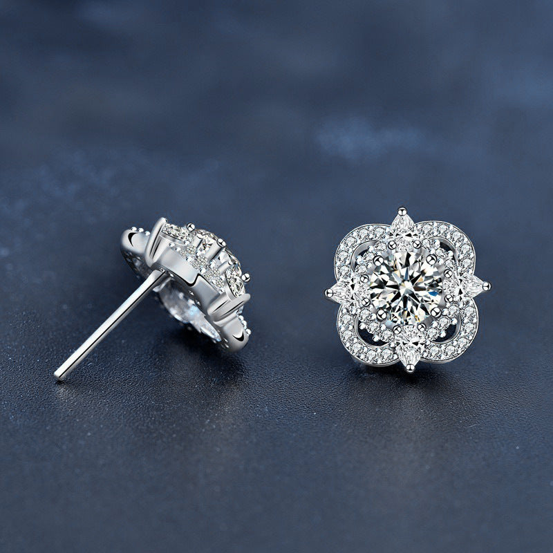 925 Silver Women's Four-leaf Clover Earrings, High-end Moissanite Jewelry, Stylish Korean-style Earrings