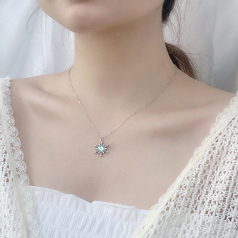 Moonstone Snowflake Necklace for Women, S925 Sterling Silver Pendant, Korean Style Fresh Clavicle Necklace, Christmas Gift Jewelry