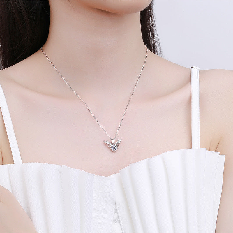"All the Way Deer" 925 Sterling Silver Moissanite Pendant Necklace Women's INS Simple Clavicle Chain Christmas Gift Jewelry