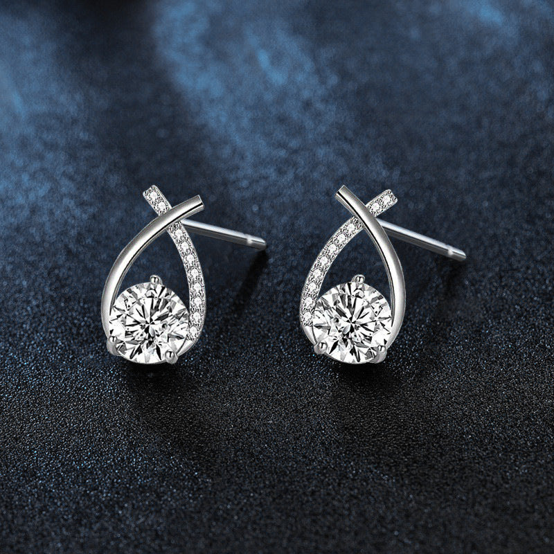 Moissanite 925 Sterling Silver Earrings Wholesale for Girls, Trendy Fish Tail Cross Earrings, Versatile Earrings with Certificate