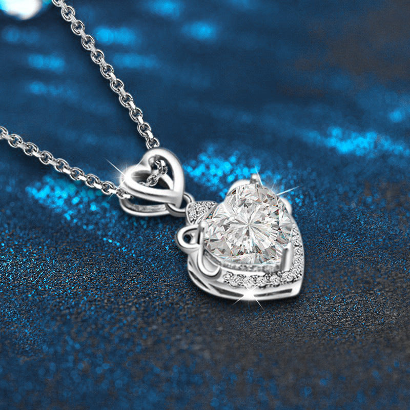 Cross-border jewelry 925 pure silver necklace for women, high-end luxury moissanite heart pendant collar chain