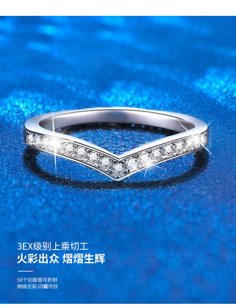 925 Silver V-shaped Ring for Women, Unique High-end Lightweight Luxury Moissanite Ring with Diamond Set