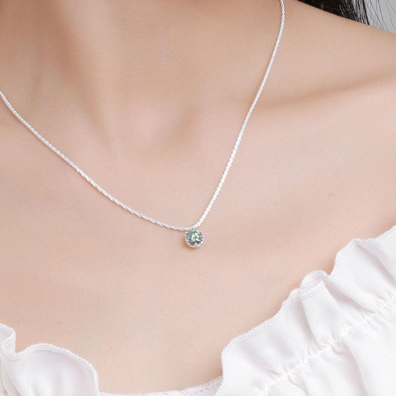 Mossianite, Sparkling Crown Six-Prong Necklace, Luxurious and Sophisticated Pure Silver Starlight Chain for Women