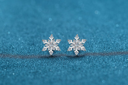 S925純銀雪花莫桑石耳釘