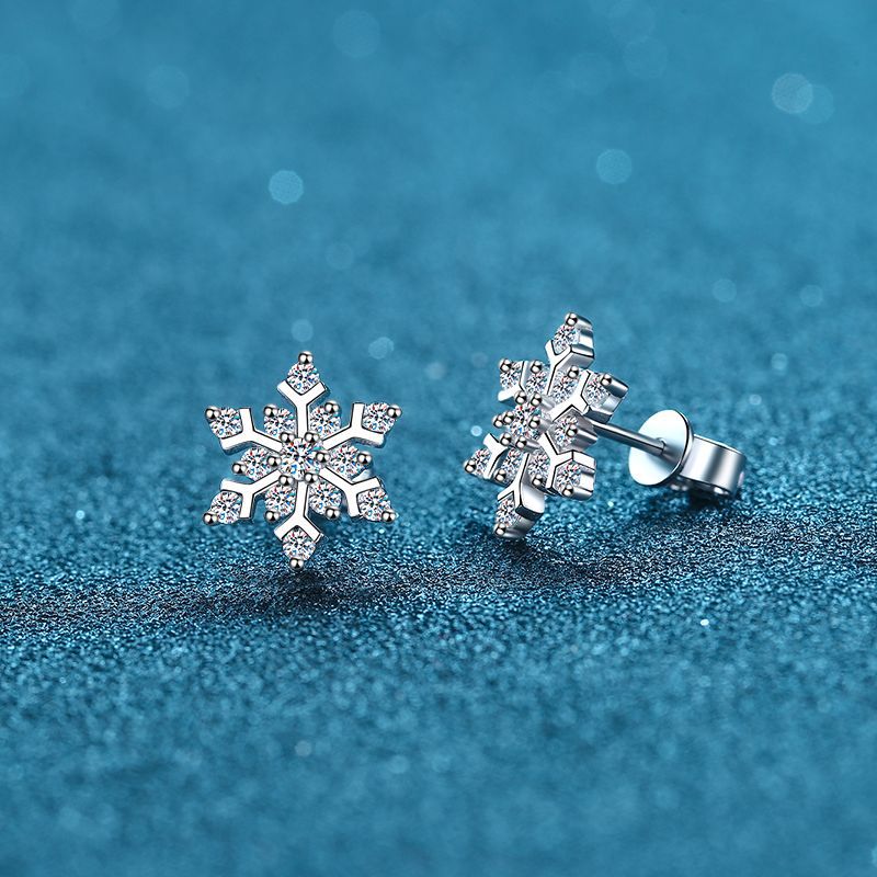 S925純銀雪花莫桑石耳釘