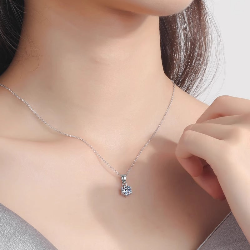 Moissanite 925 Sterling Silver Necklace Versatile Pendant Niche Design Jewelry Wholesale 520 Gift Accessories for Women