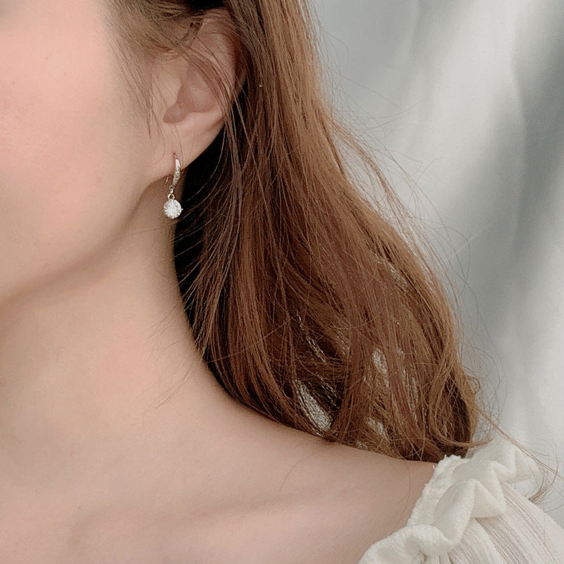 Wholesale 925 Sterling Silver Earrings Summer Moissanite Ear Hooks Korean Dongdaemun Temperament Simple Earrings Ear Accessories