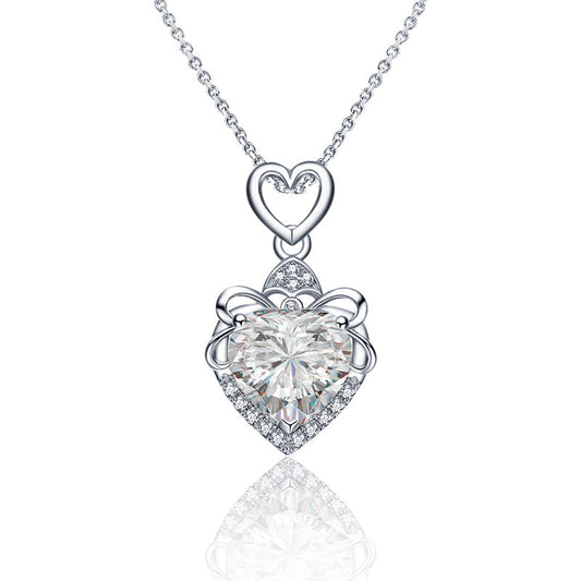 Cross-border jewelry 925 pure silver necklace for women, high-end luxury moissanite heart pendant collar chain