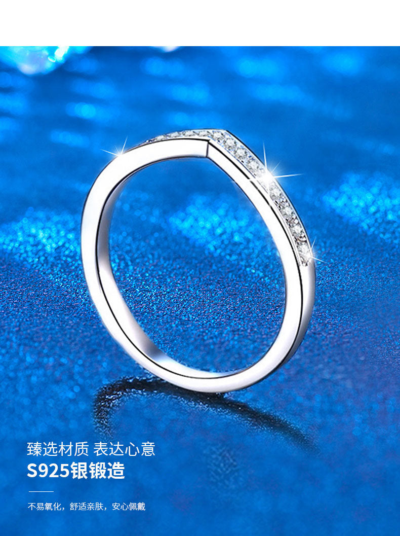 925 Silver V-shaped Ring for Women, Unique High-end Lightweight Luxury Moissanite Ring with Diamond Set