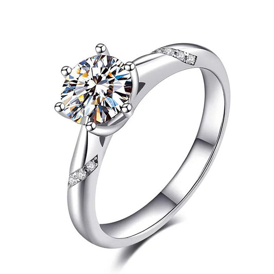 Cross-border 925 pure silver ring wholesale, girls' versatile six-claw moissanite ring decoration